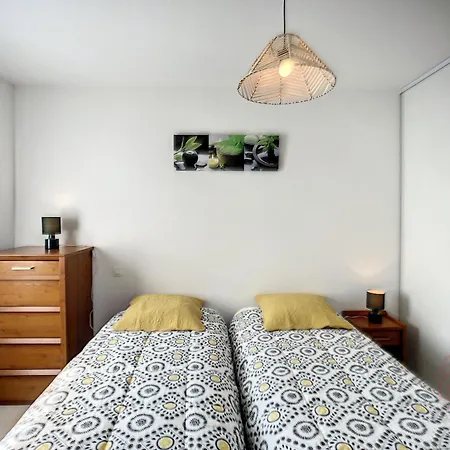 F2 Climatise Avec Terrasse, Parking Prive, A 700m Des Thermes De - Fr-1-451-168 Lamalou-les-Bains