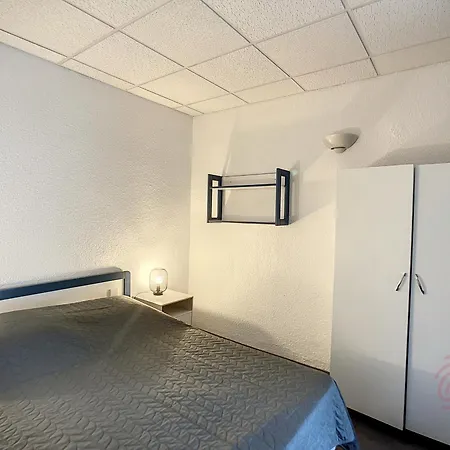 F2 Avec Veranda, Wifi Et Animaux Acceptes Proche Thermes Et Parc - - Fr-1-451-171 Apartment